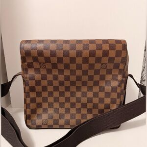 Authentic Louis Vuitton Damier Ebene Naviglio Messenger Bag ✨